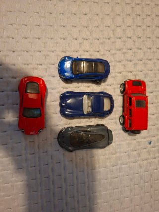 Hot Wheels Varios Coches y Camiones