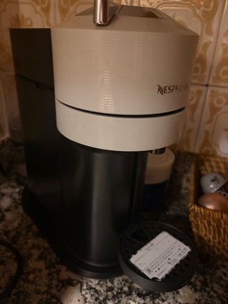 Cafetera Nespresso Vertuo Next