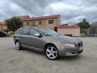 Volvo V70 2010