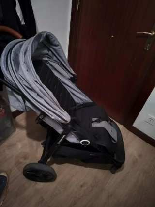 Silla de paseo Kinderkraft gris