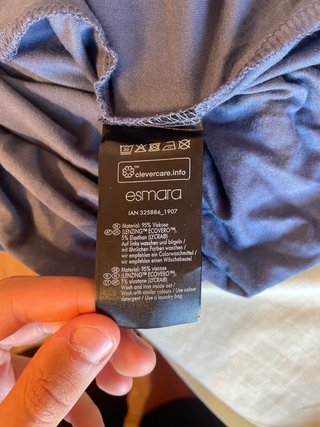 Vestido de verano azul sin mangas