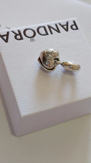 Charm Pandora Corazón
