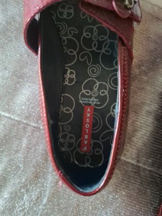 Zapatos niña charol rojos (talla 36)