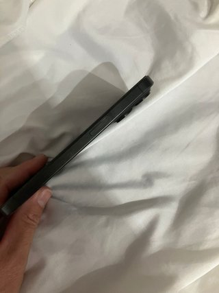 iPhone 15 Pro Negro Como Nuevo bateria 85%