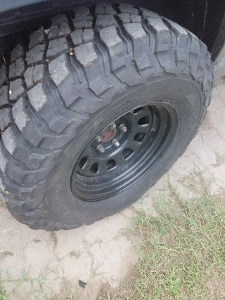 Neumático BFGoodrich Mud-Terrain 31x10.5 R15