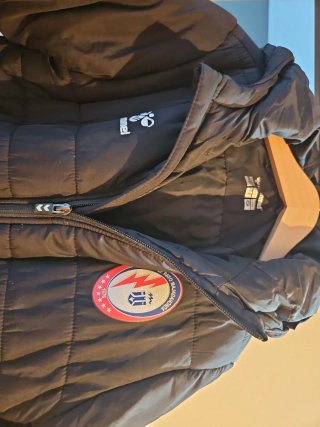 Abrigo Invierno Fútbol Rayo Majadahonda Hummel
