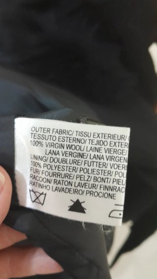 Cappotto lana vergine con cappuccio
