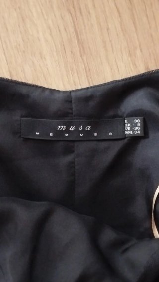 Conjunto Musa Top -Falda y Pañuelo Bordado T-38