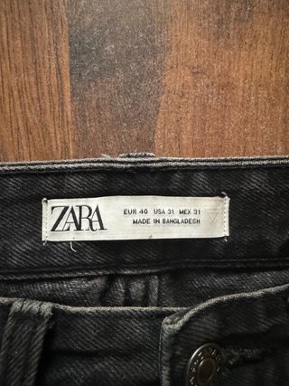 Zara Vaqueros Cortos Negros
