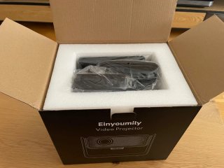 Proyector compatible 4K - 30.000 lumens - smart TV