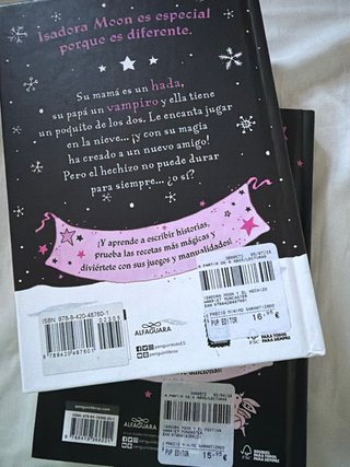 Isadora Moon y el hechizo mágico / Isadora Moon...