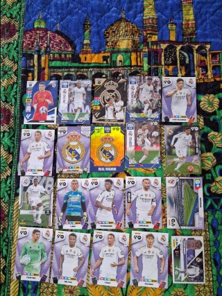 Lote 1: Cromos Real Madrid