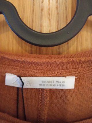 Camiseta capa algodón y lino. Zara. Talla XL.