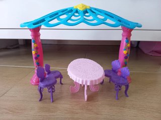 Lote de figuras Enchantimals con mascotas, casa...