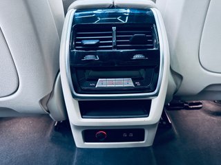 BMW X7 2020 7 PLAZAS