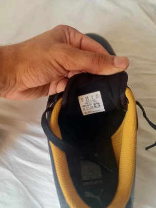 Zapatillas Puma Negras y Amarillas