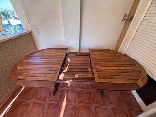 Mesa Terraza y Sillones Plegables Madera
