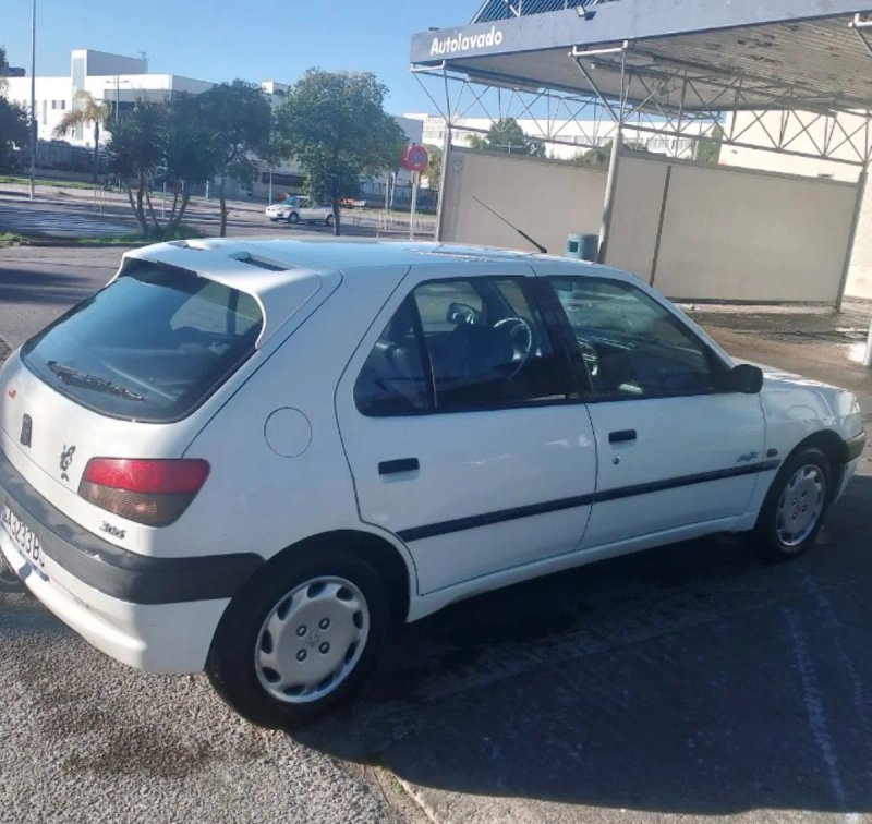 Peugeot 306 1999 - foto 1