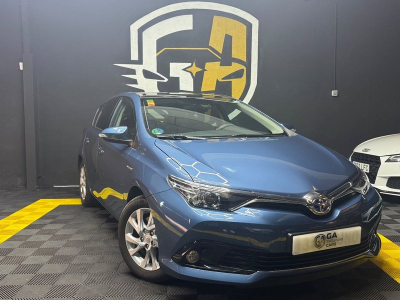 Toyota Auris hybrid 140H Active 2016, foto 4