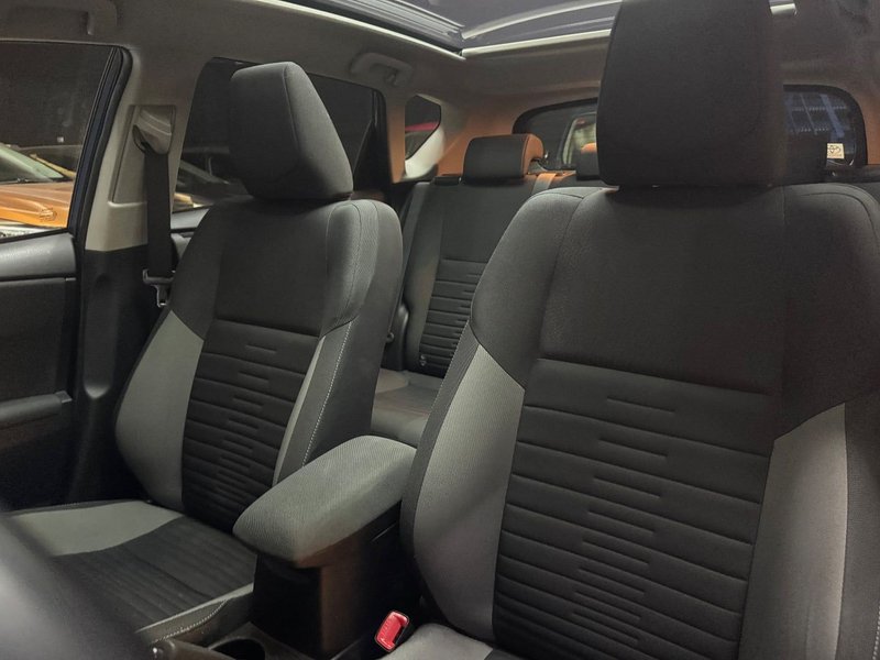 Toyota Auris hybrid 140H Active 2016, foto 37