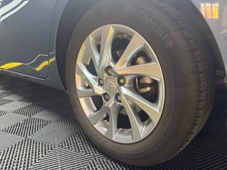 Toyota Auris 140H Hybrid Active 100 kW (136 CV)