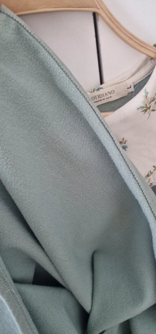 Vestido Kotidiano verde cuello.