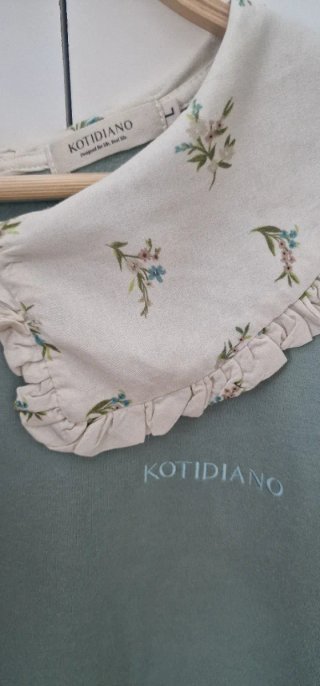 Vestido Kotidiano verde cuello.
