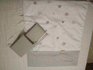Conjunto Nórdico y Protector Minicuna Estrellas