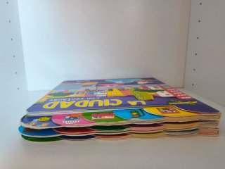 Lote de 3 libros con ventans. Ed. Susaeta.