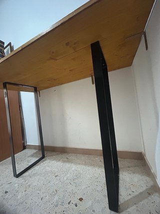 Mesa escritorio madera y metal