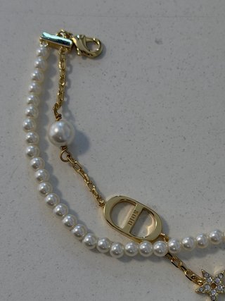 Pulsera Dior Perlas y Estrella Dorada
