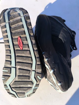 Zapatillas MBT Gore-Tex Negras y Azules