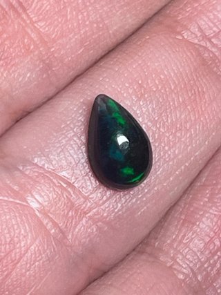 Opale etiope cabochon naturale