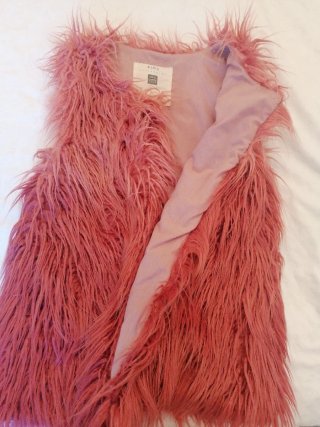 Chaleco pelo rosa niña