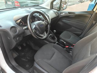 Ford Transit Courier 2022
