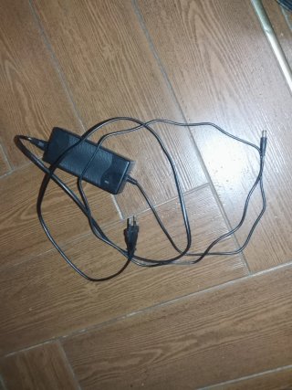 Bici eléctrica con cargador