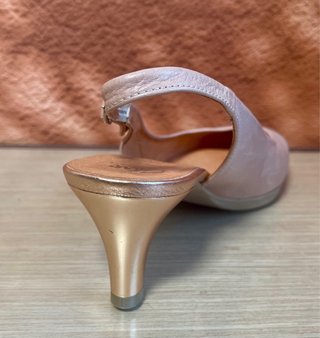 Sandalias Hispanitas rosas y doradas 38