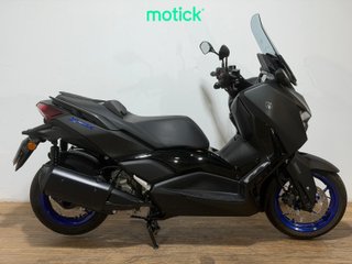 YAMAHA XMAX 300