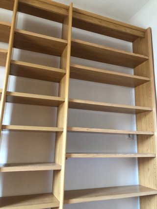 Estantería modular de madera