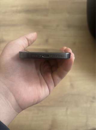 iPhone 15 Pro Negro