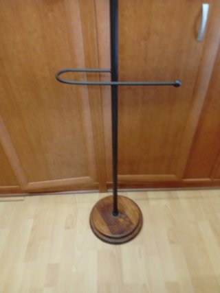 Galán de noche madera y metal