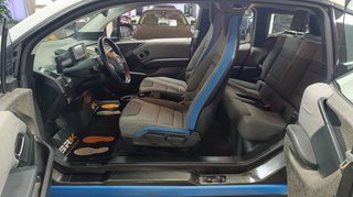 BMW i3 -