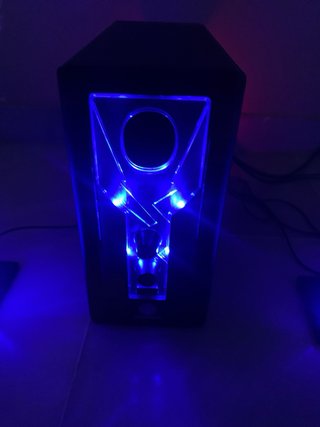 Altavoces PC Gaming con Luces LED