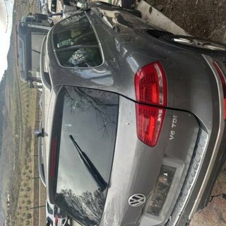Volkswagen 2263497 7l8199131a soporte touareg 3.0