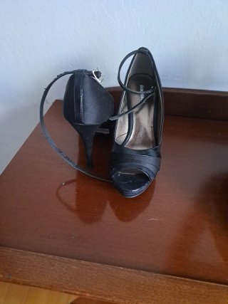 Zapatos de tacón Graceland negros