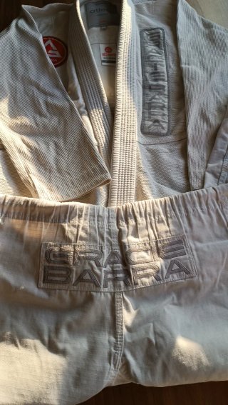 Kimono BJJ Gracie Barra Blanco