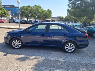 Toyota Avensis 2003