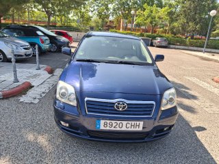 Toyota Avensis 2003