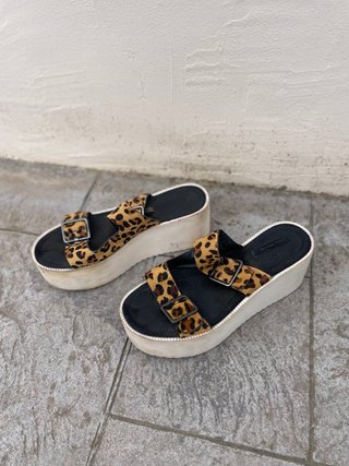 Sandalias plataforma leopardo