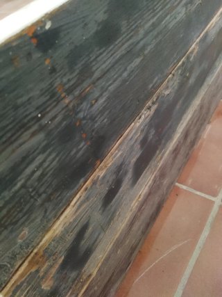 Estanterías de madera maciza